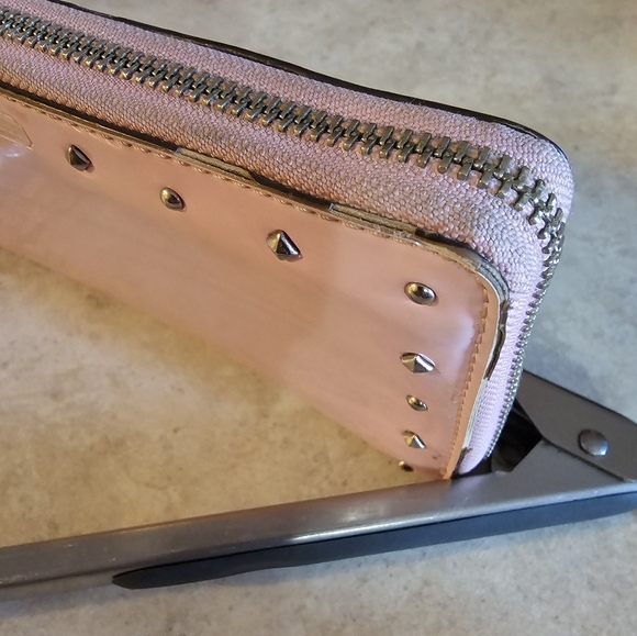 Coach Wallet - Picture 3 of 7